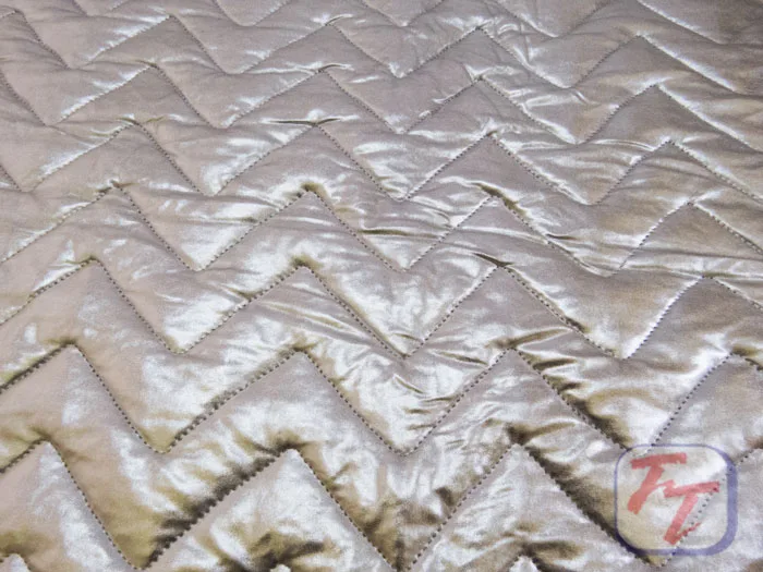 Capitonado Licra | Zig Zag Plata