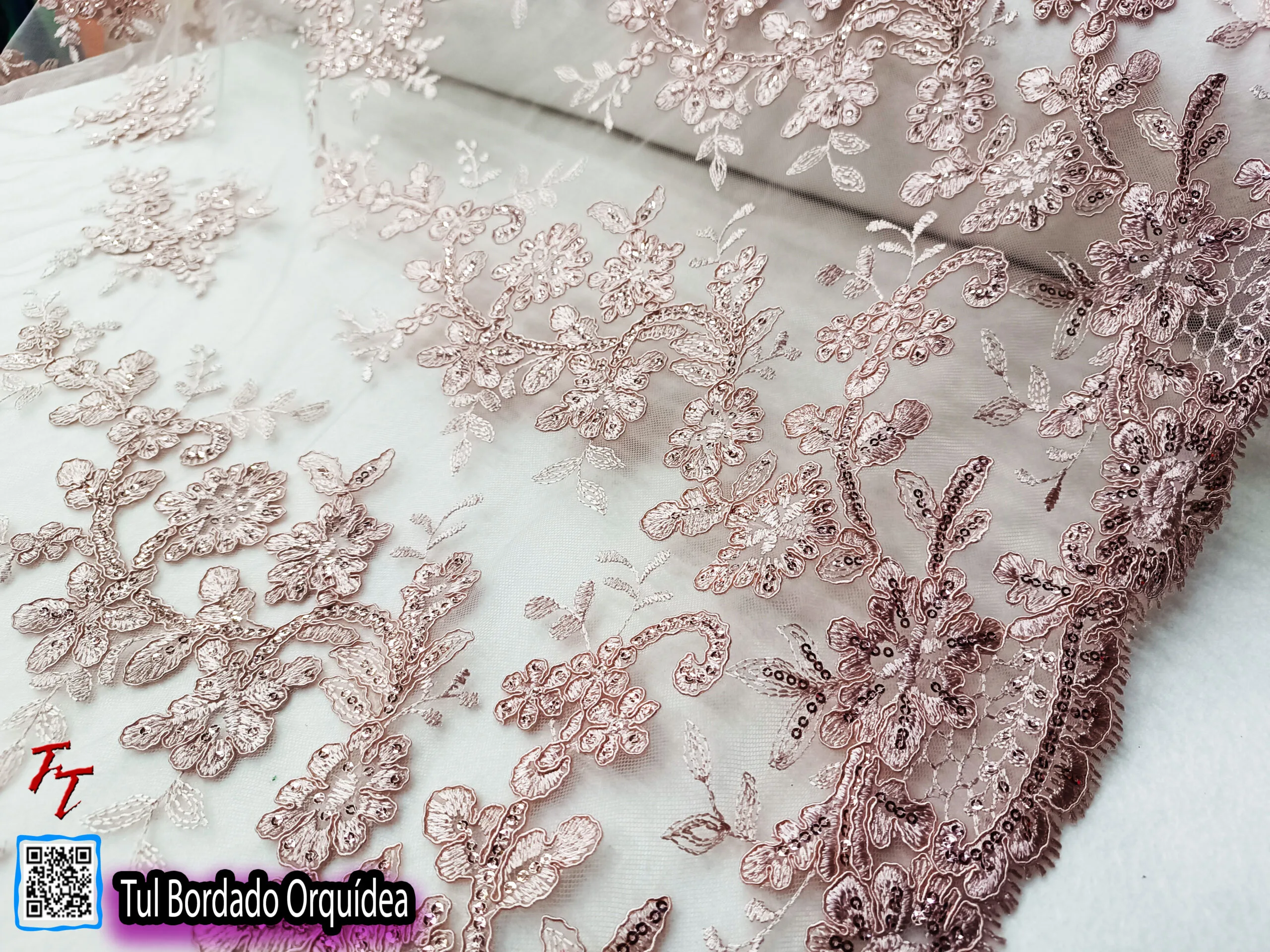 Tul bordado orquídea | Palo de rosa